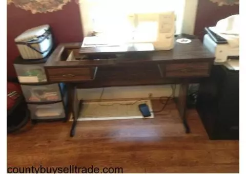 Sewing machine desk